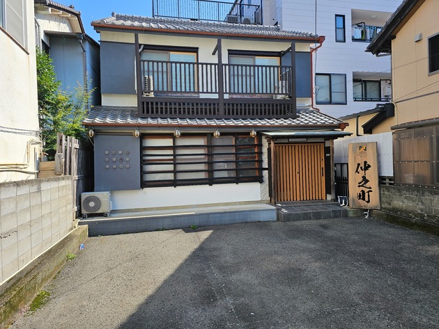 懐かしい雰囲気が堪能出来る、繁華街近くなのにどこか落ち着く古民家風