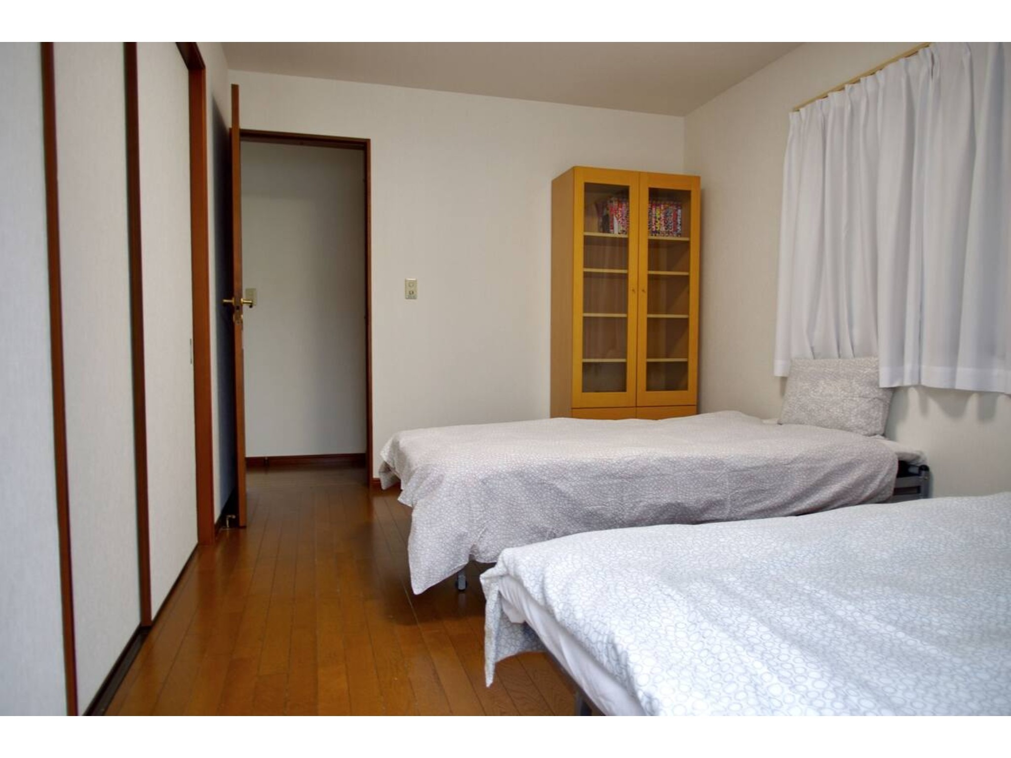 NYOZE House (如是学処）ゲストハウス