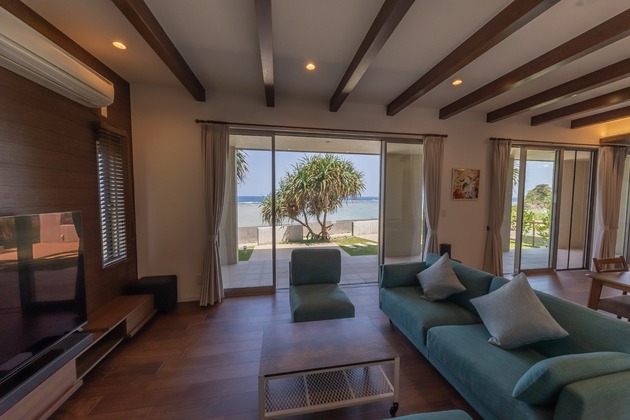 ﾋﾞｰﾁﾌﾛﾝﾄで過ごすひととき-Through Time Amami- - ﾋﾞｰﾁﾌﾛﾝﾄで過ごす