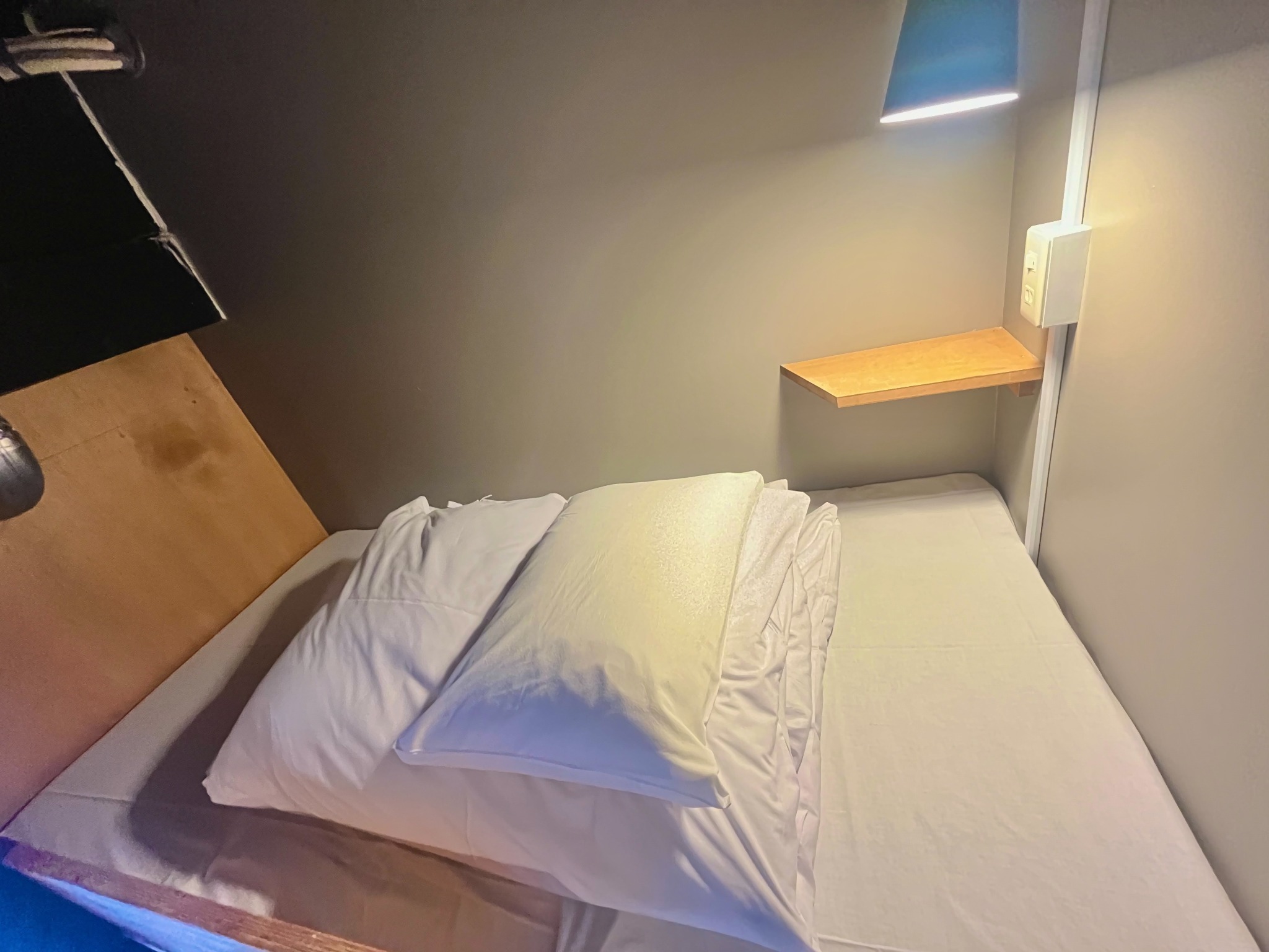 わさび三田ホテル個室　2名部屋(シングル２段ベッド)