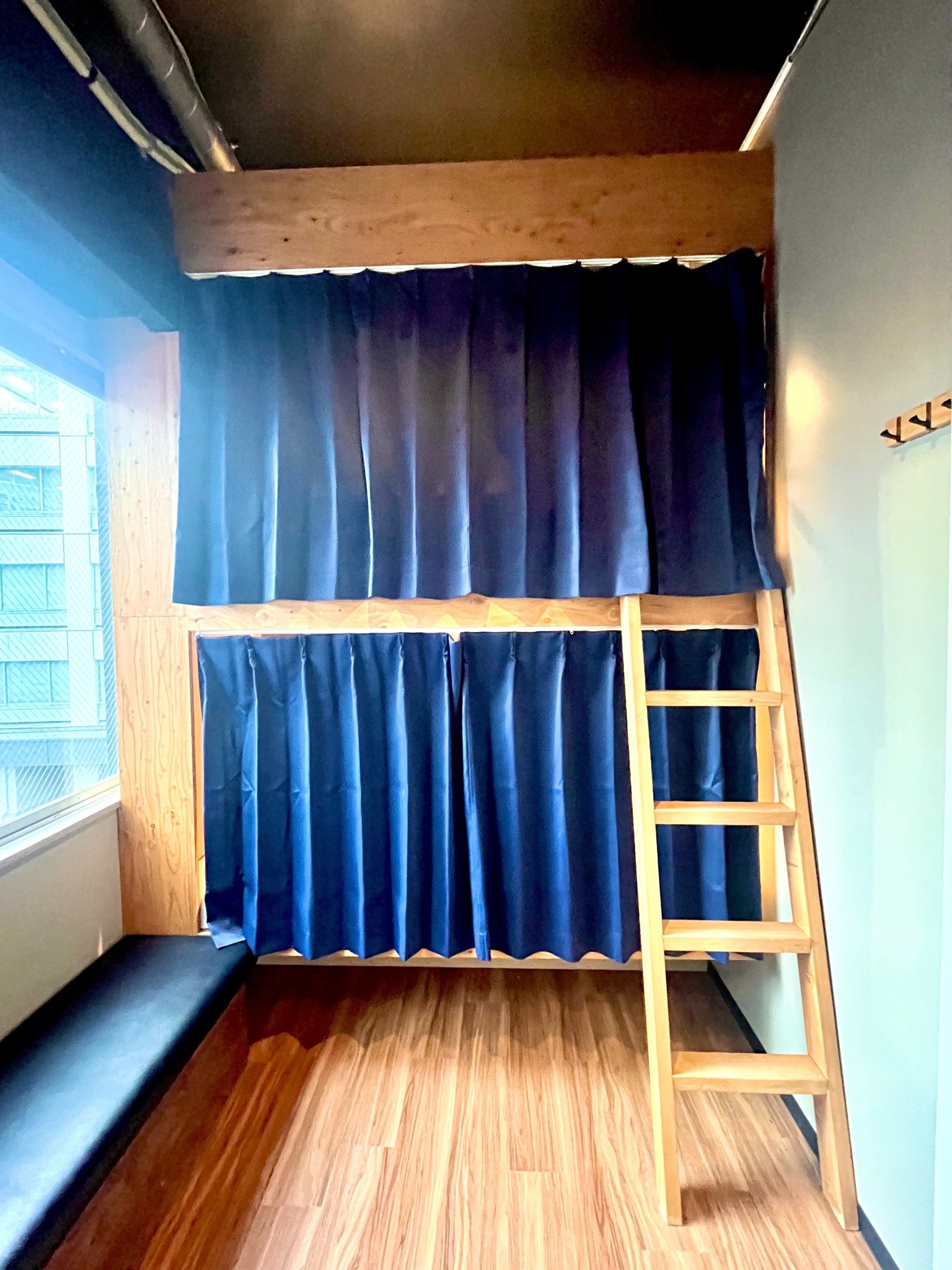 わさび三田ホテル個室　2名部屋(シングル２段ベッド)