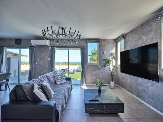 太平洋一望の新築3階建の宿 専用BBQガーデンには大型遊具も。BBQも可