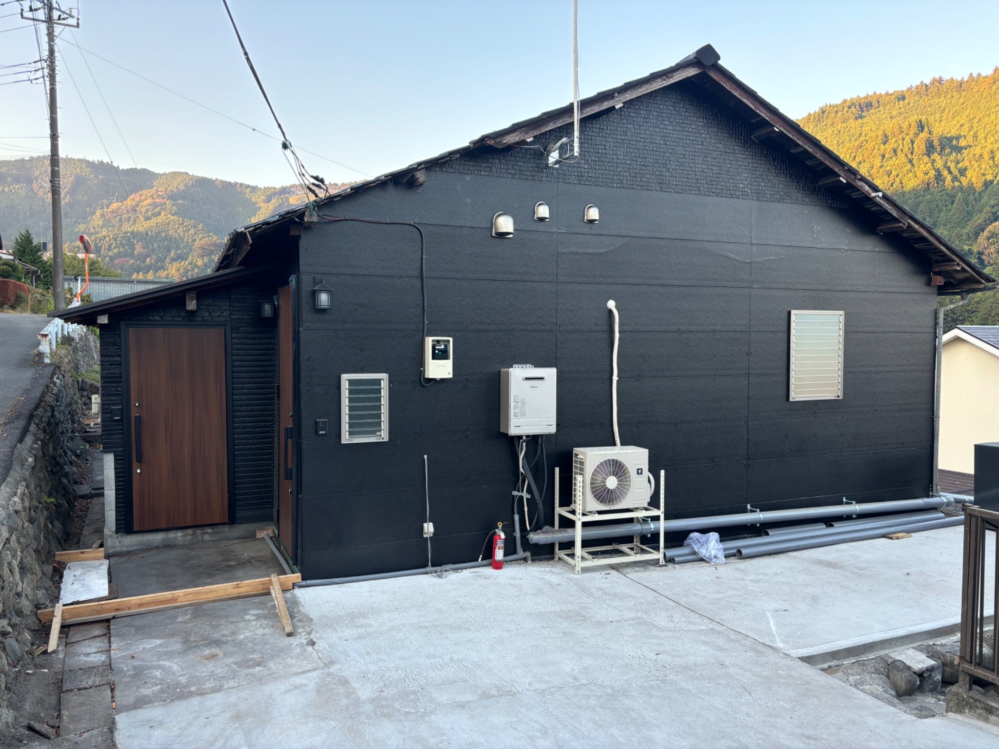 戸倉城P2台12時チェックアウト戸倉城弍番館 6名駐車2台 チェックアウト12時