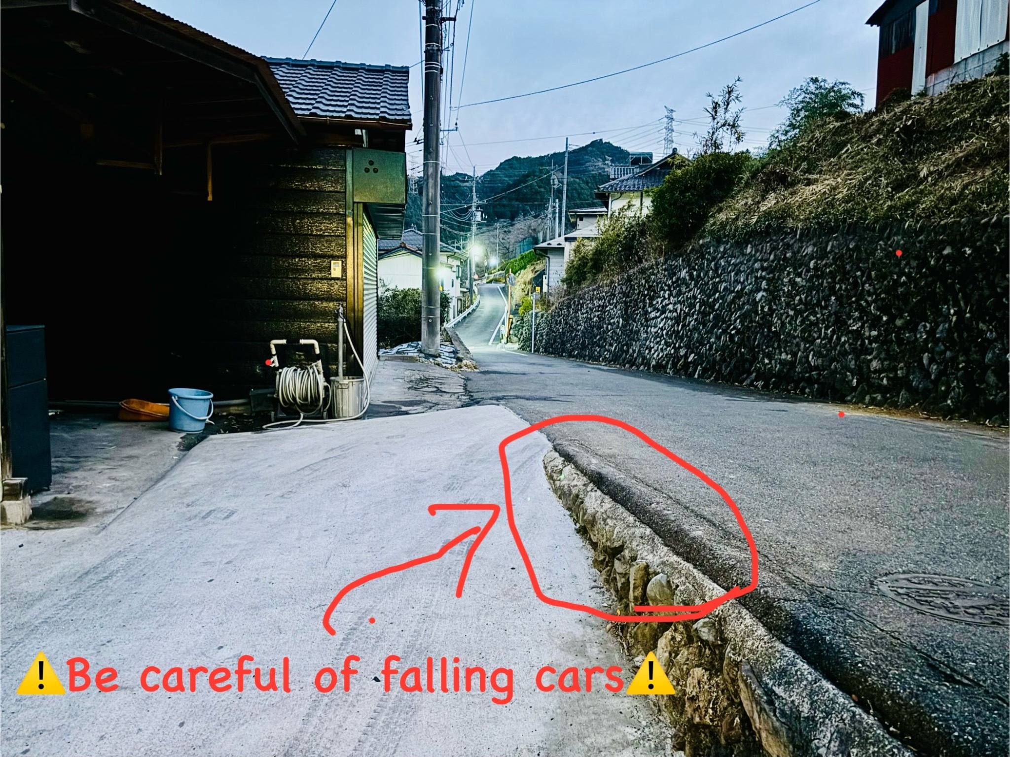 戸倉城P2台12時チェックアウト戸倉城弍番館 6名駐車2台 チェックアウト12時