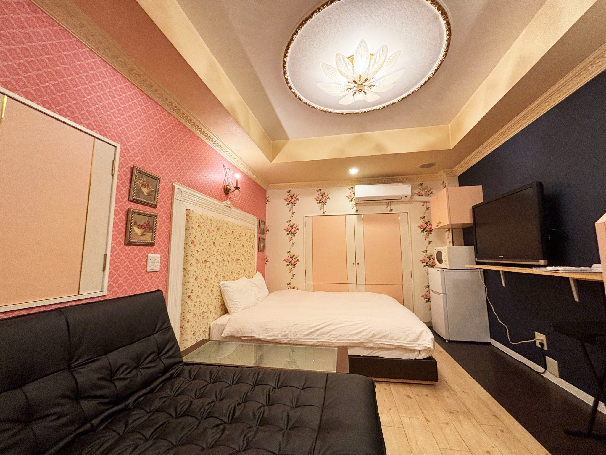 １st STEP HOTEL【ファーストステップホテル】【2・3F】駅徒歩3分♪観光スポットや空港にアクセス良好