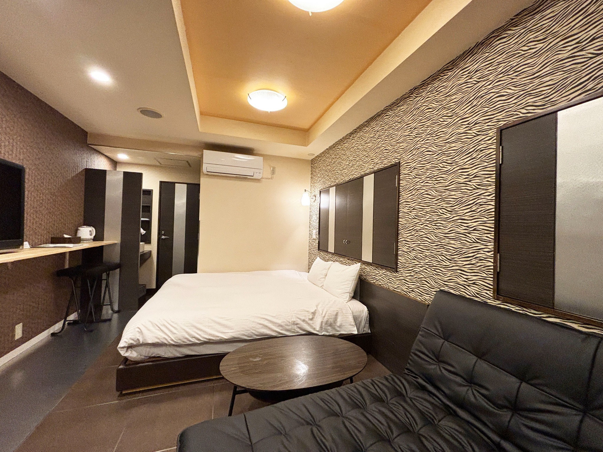 １st STEP HOTEL【ファーストステップホテル】