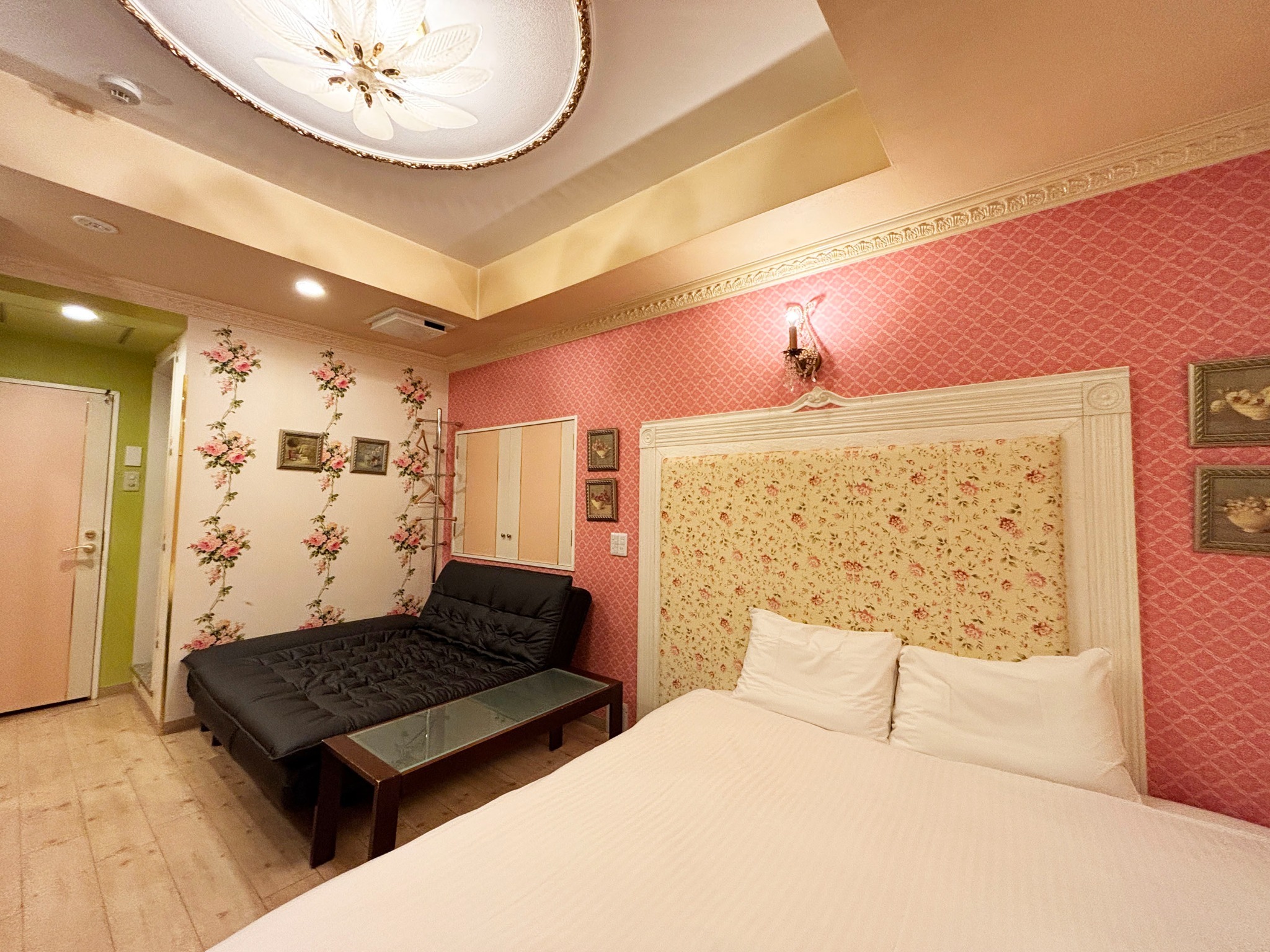 １st STEP HOTEL【ファーストステップホテル】