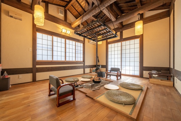 緑庵 - 囲炉裏と緑と安らぎの一軒家｜最大6名の快適空間｜アメリカン