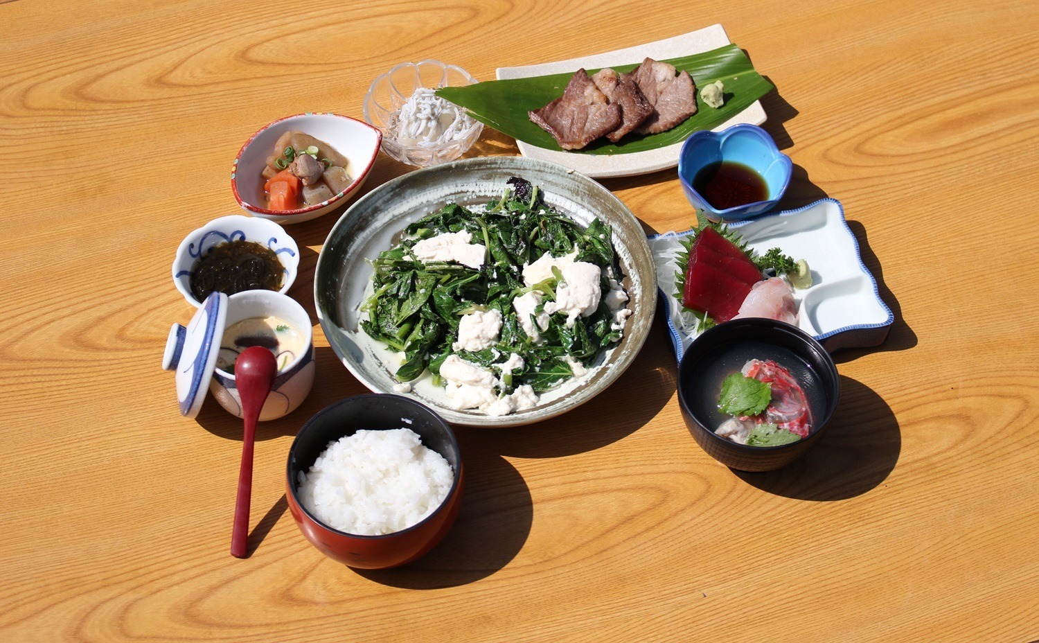 三浜館　伊豆大島【禁煙】５人部屋【素泊まり・個室】伊豆大島で豊かな自然を満喫！