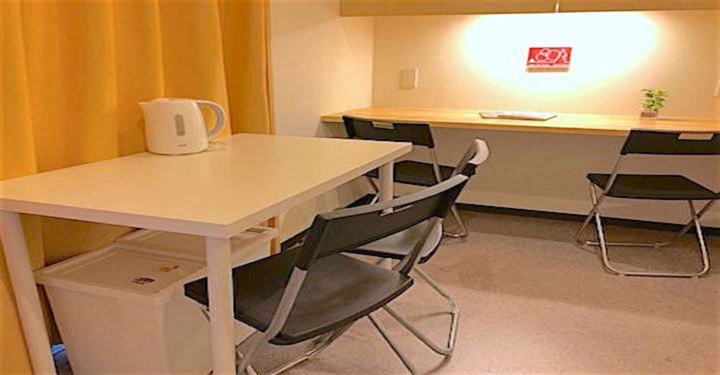 Tokyo Art Houseファミリールーム101【専用トイレ＆バルコニー付】